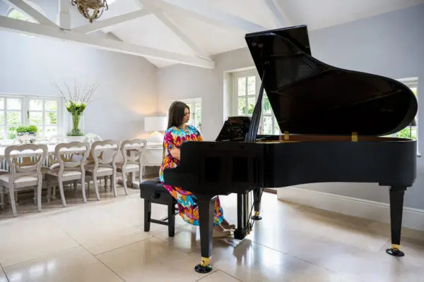 Kawai GL50, Lara Melda