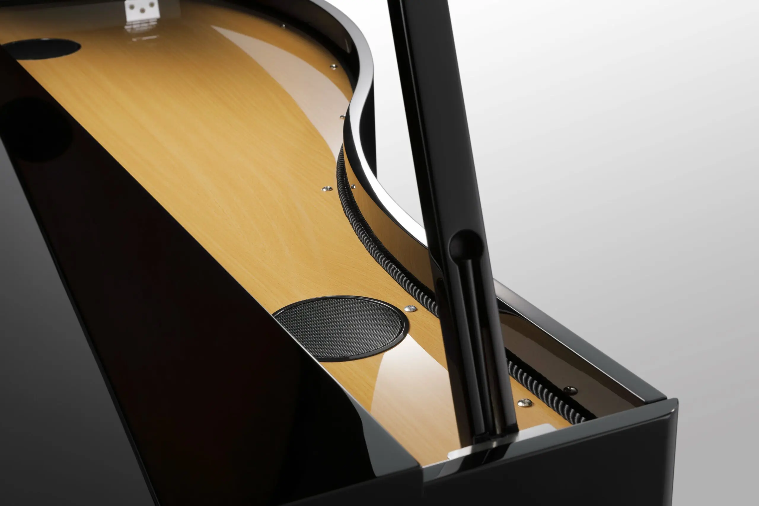 Kawai DG30 Soundboard