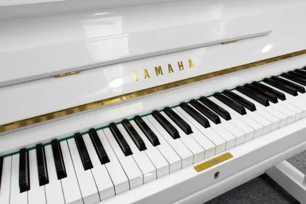 Yamaha U3E Keys