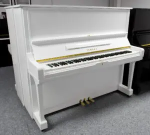 Yamaha U3E White Finish