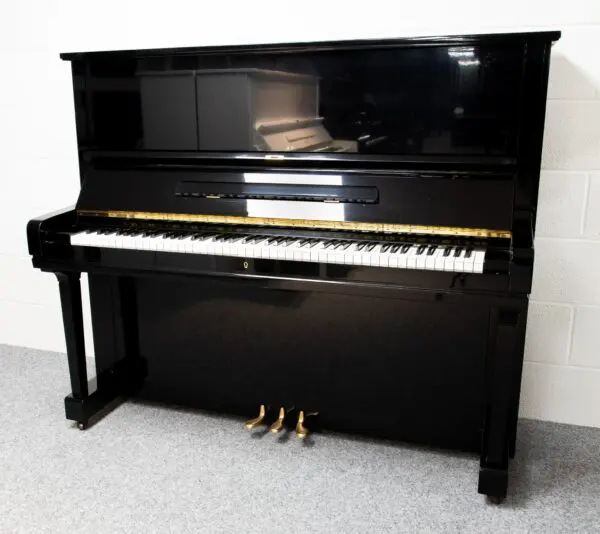 Yamaha U3F