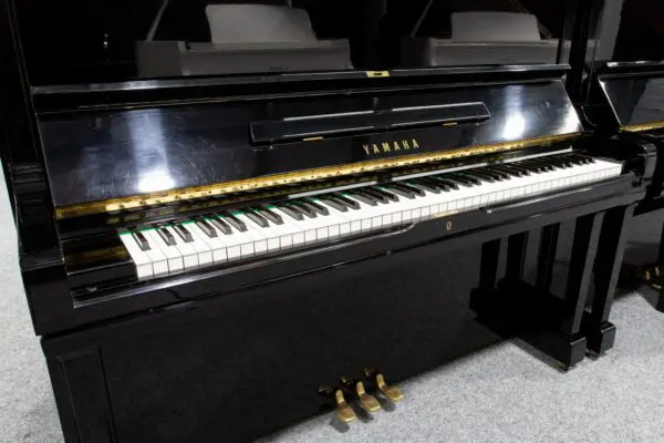 Yamaha U3H Keyboard