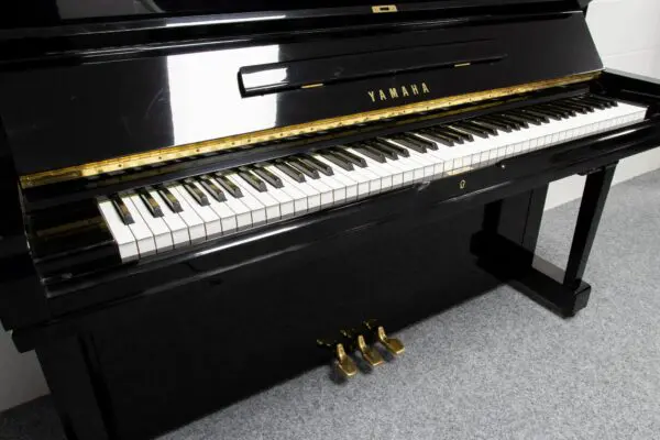 Yamaha U3H Silent Keyboard