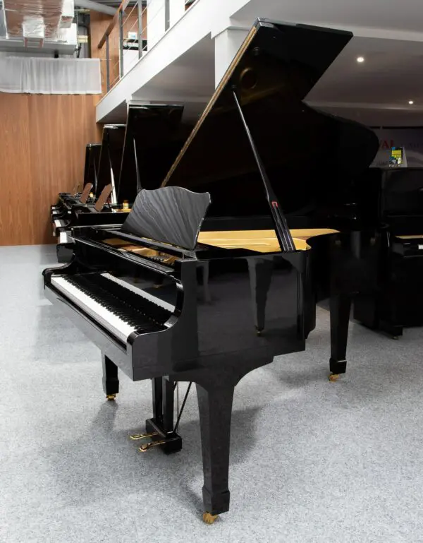 Yamaha G3 Grand