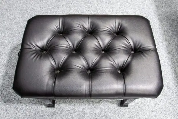 Adjustible Piano stool