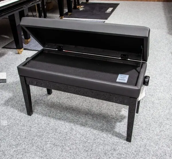 Adjustible Piano stool