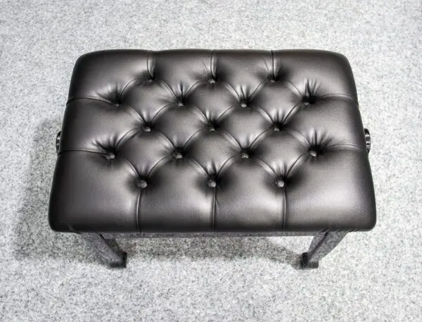 Adjustible Piano stool