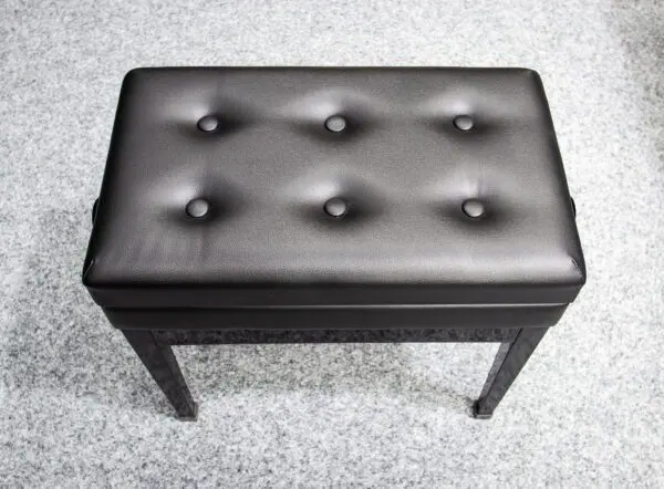 Adjustible Piano stool
