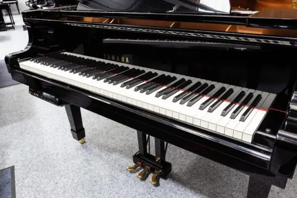 Yamaha C3 Disklavier DKC-850 Grand in Polished Ebony, 1998