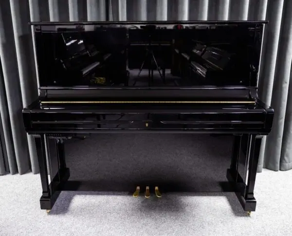 Yamaha SU7 Upright SH Silent in Polished Ebony, 2018