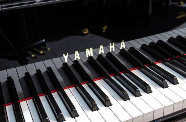 Yamaha C1 Disklavier DKC500R XG Grand in Polished Ebony, 2002 - Image 3