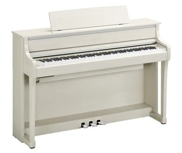 Yamaha CLP875 in White Birch