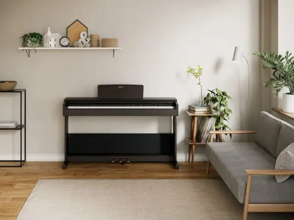 Yamaha YDP105 in Rosewood