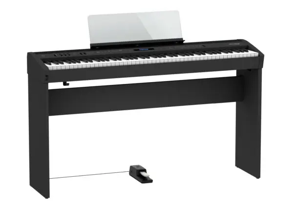 Roland FP60X in Black