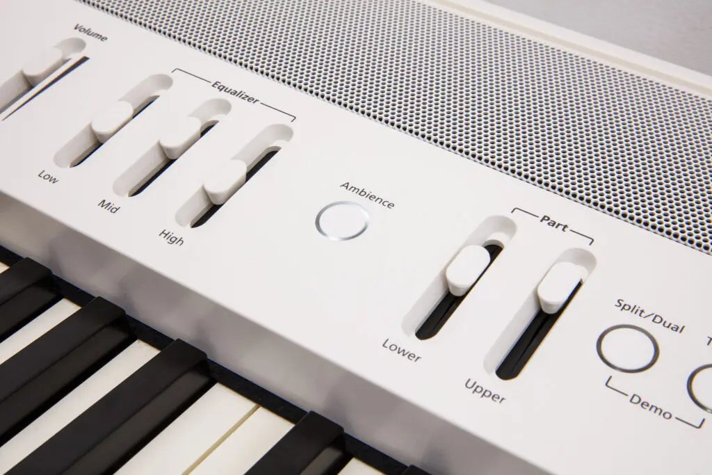 Roland FP60X