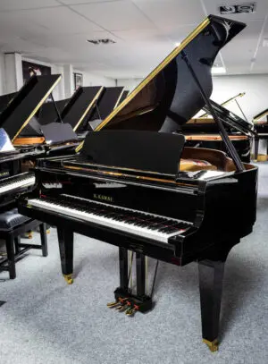 Kawai GL10 Grand in Polished Ebony, 2022 (Preowned)