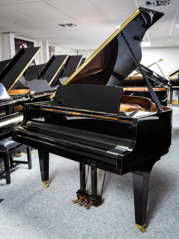 Kawai GL10 Grand in Polished Ebony, 2022 (Preowned) - Image 2