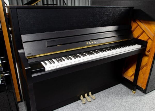 Kawai E300 Showroom
