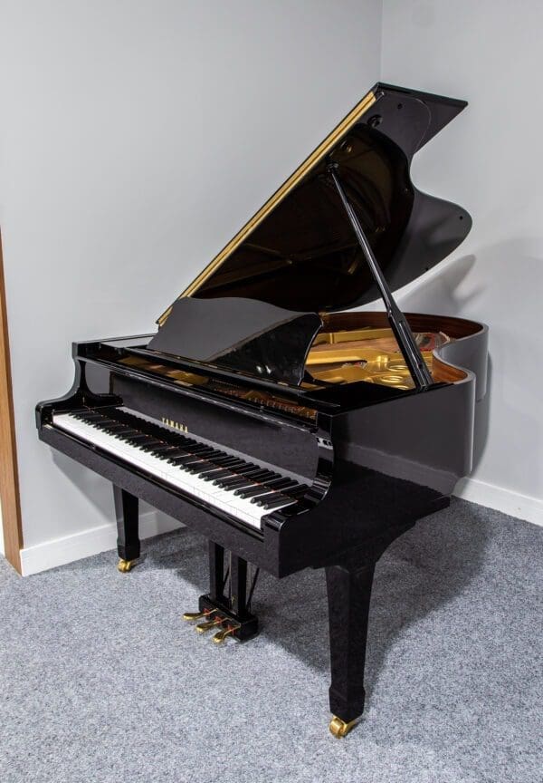 Yamaha C5 Grand