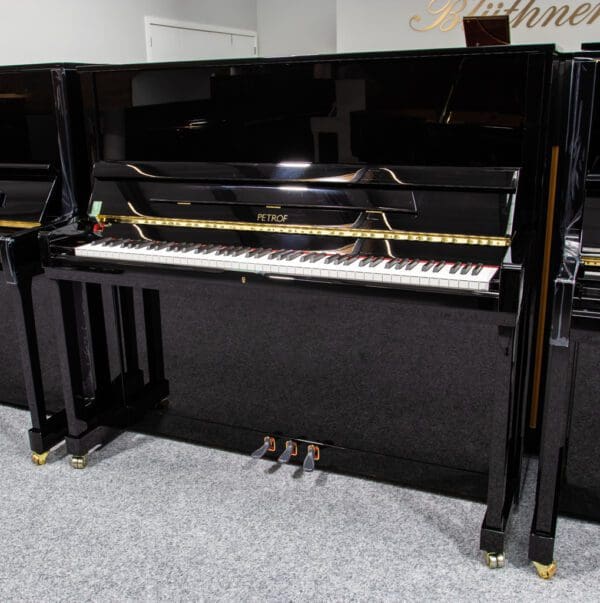 Petrof 131 M1 Upright in Polished Ebony