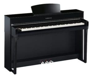 Yamaha CLP 735 Polished Ebony