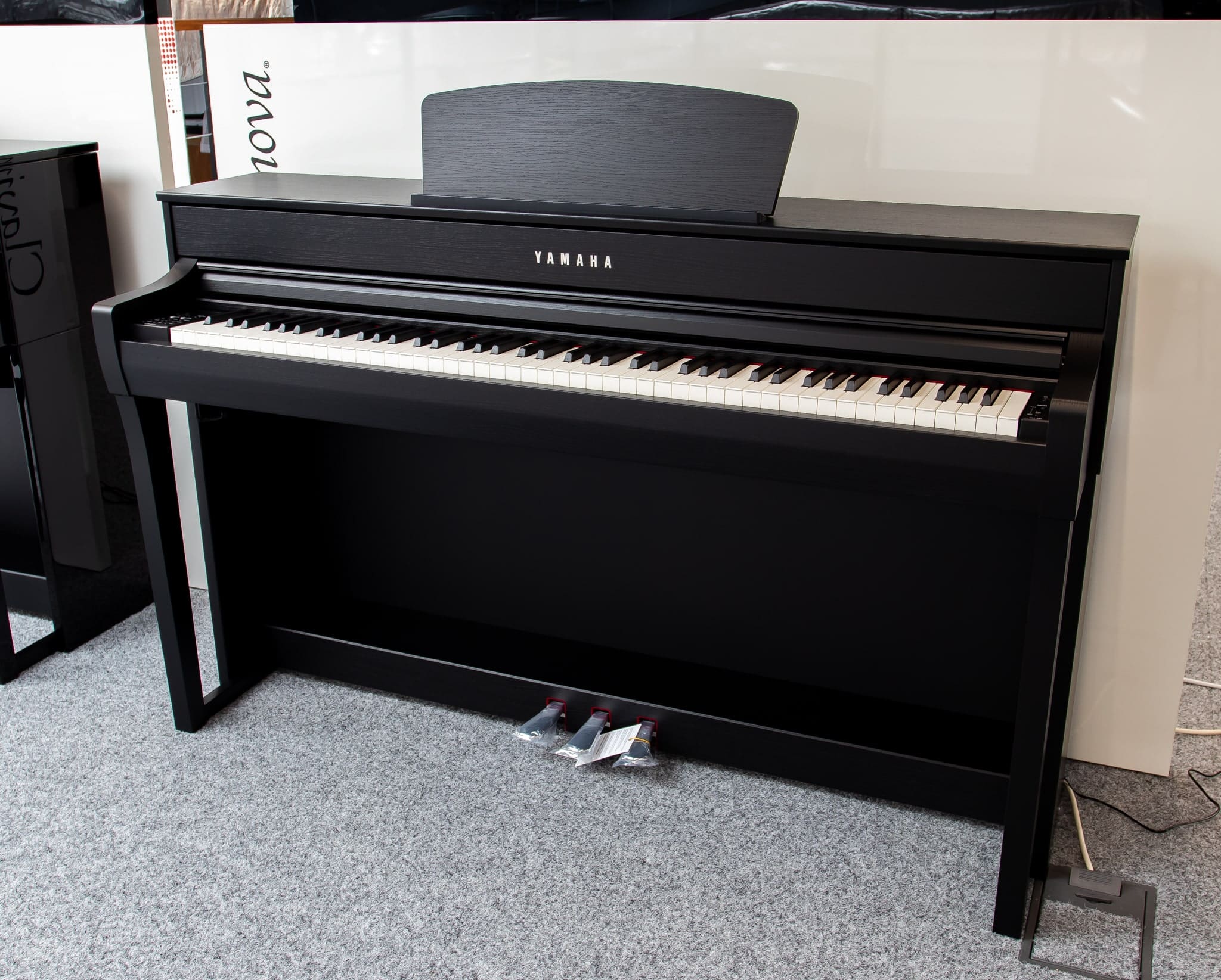 Yamaha CLP735 Clavinova Digital Piano Richard Lawson Pianos