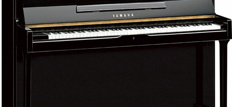 Yamaha SU118 Upright in Polished Ebony