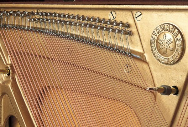 Yamaha SU118