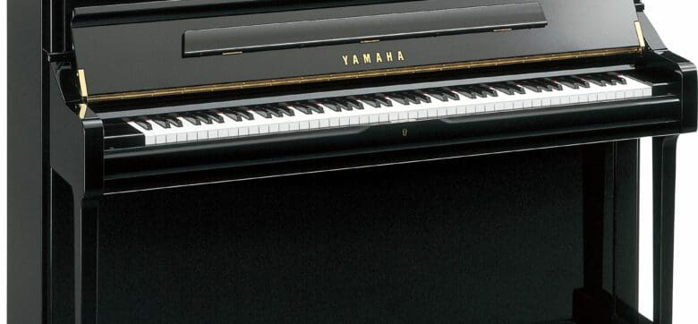 Yamaha U1Q Upright in Polished Ebony