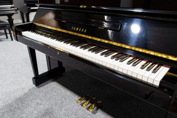Yamaha U3 YUX Keyboard