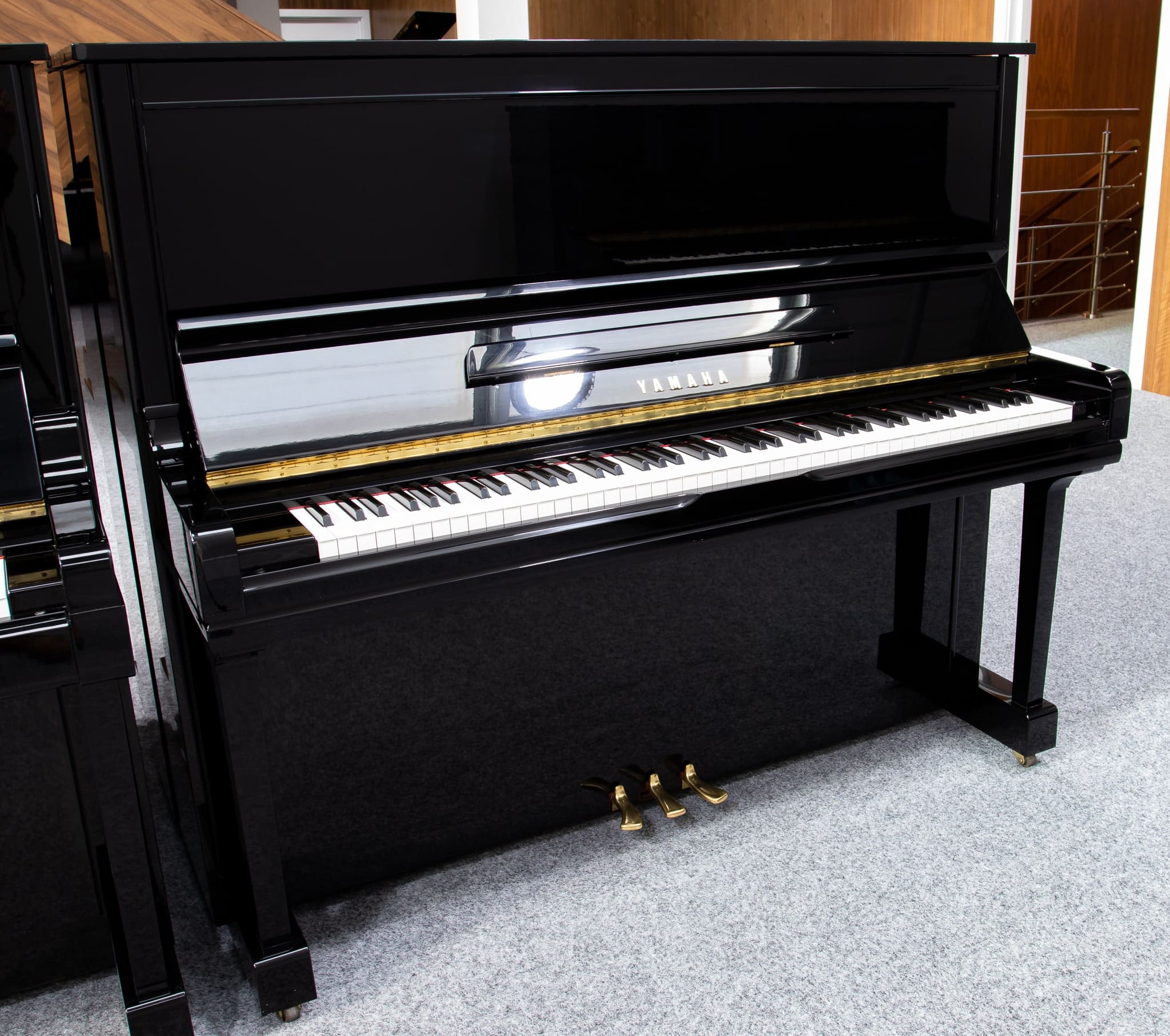 Yamaha U3S Upright Piano