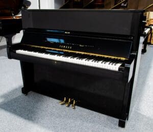 Yamaha U1E