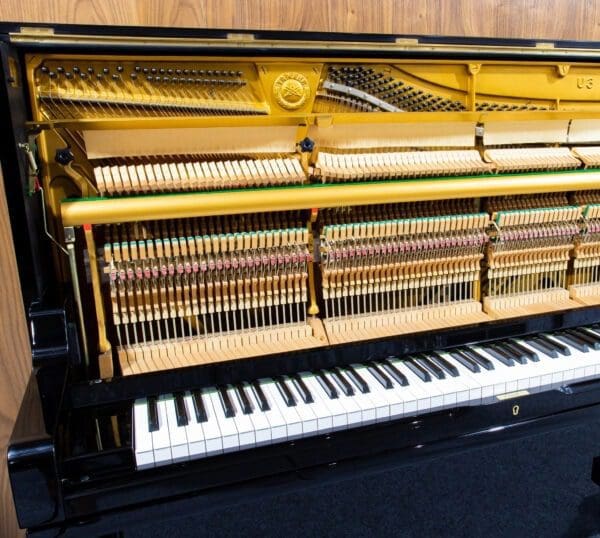 Yamaha U3A Internal