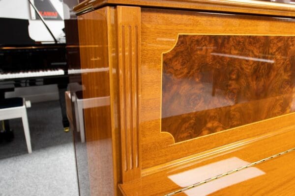 Schimmel Empire Detail