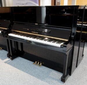 Yamaha U3G