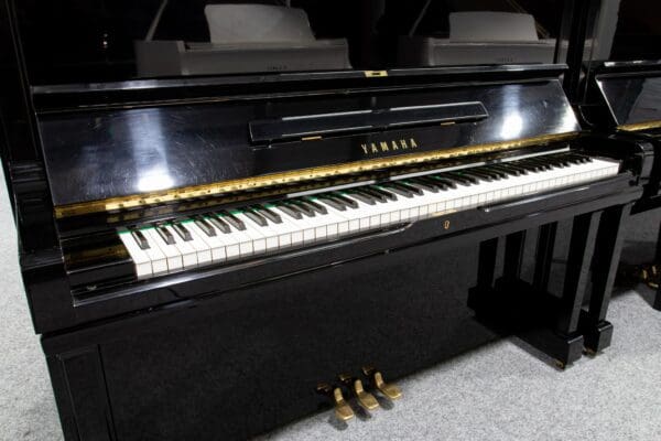 Yamaha U3H Keyboard