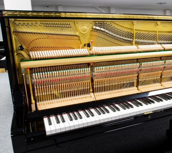 Yamaha U3FS Internal
