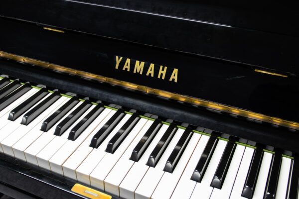 Yamaha U3E Silent Keys