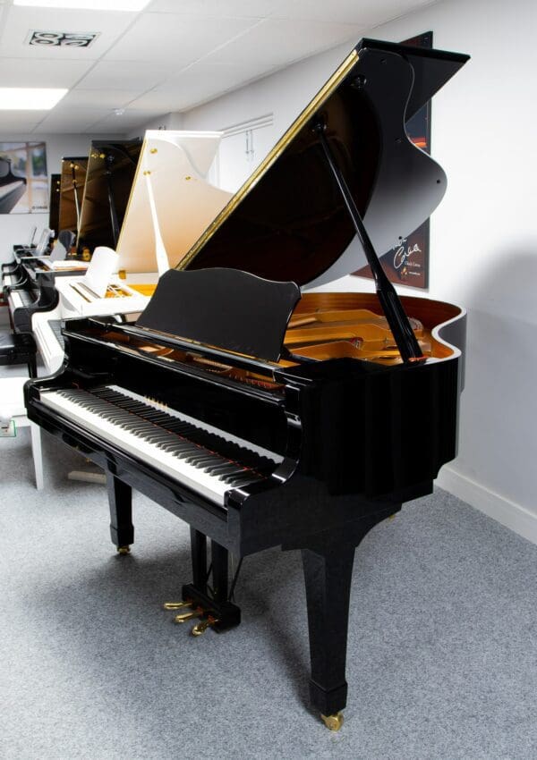 Yamaha C1 Grand