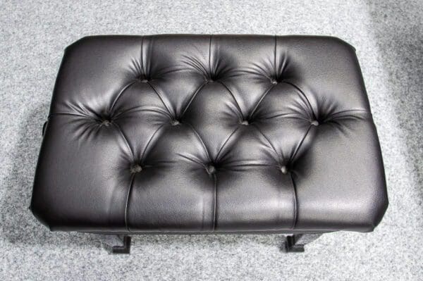 Adjustible Piano stool