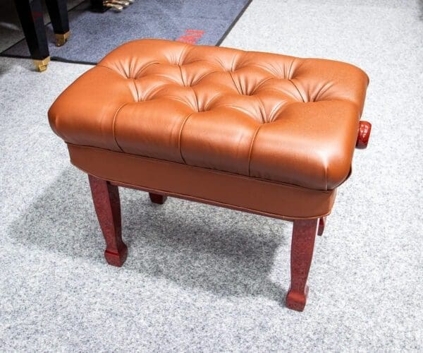 Adjustible Piano stool