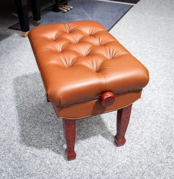 Adjustible Piano stool