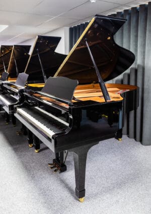Yamaha C3 Grand, late-1980's (Refurbished)