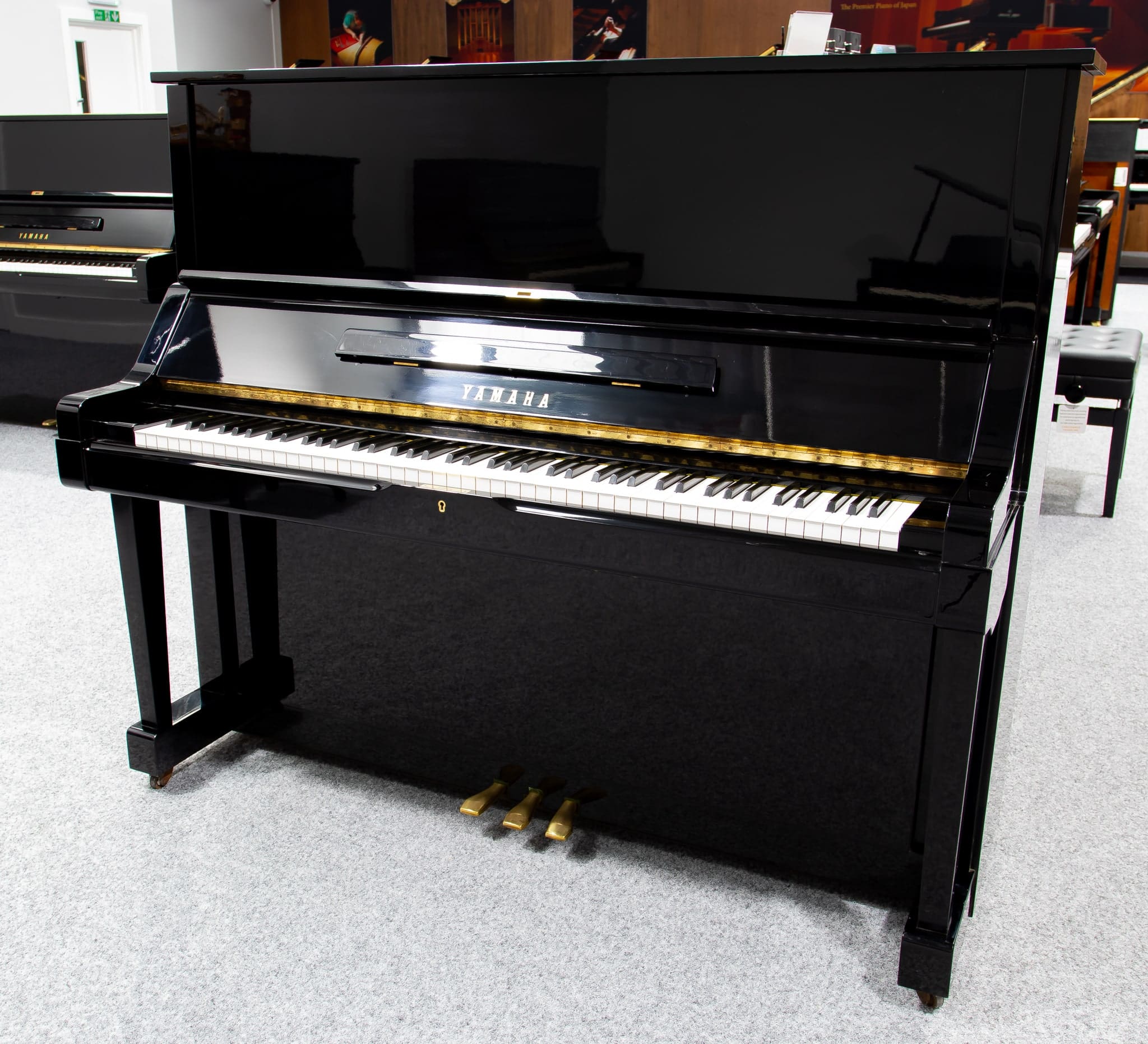 Beda piano yamaha store u1 u2 u3