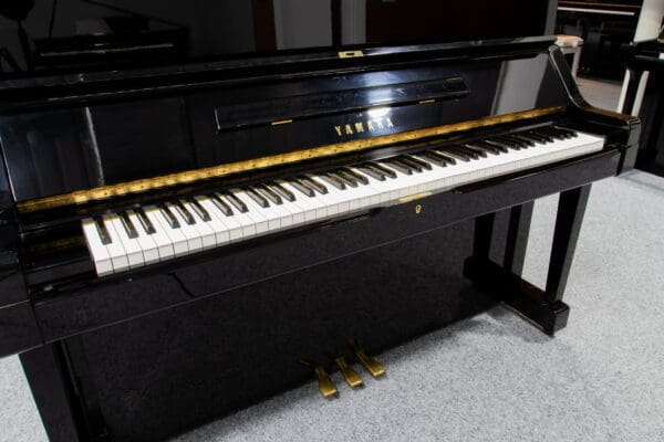 Yamaha U3 UX Keyboard
