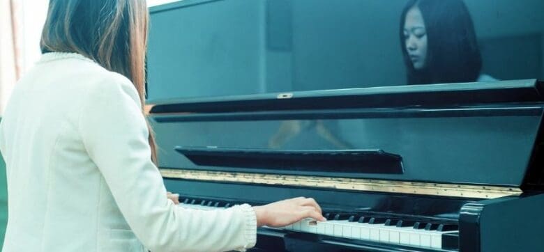 Up close and personal with upright pianos