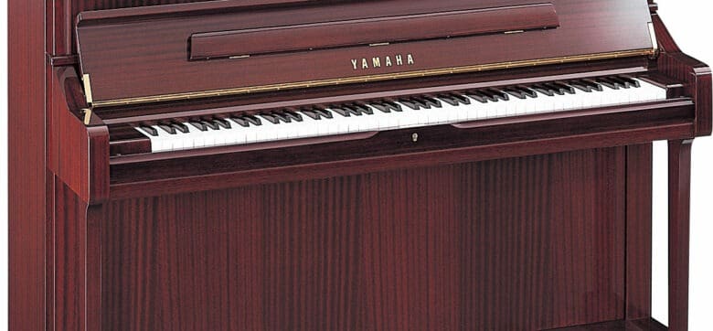 Yamaha U1Q Upright in Polished Mahogany