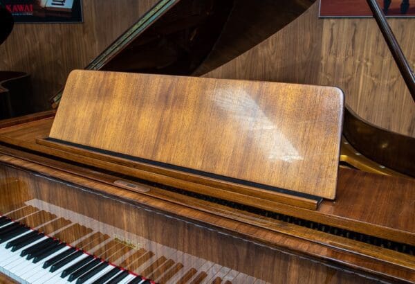 Petrof Model V Grand