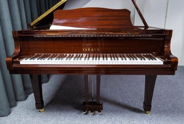 Yamaha C3 Grand in Polished Mahogany, 1996 (Refurbished)