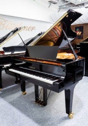 Yamaha CF6 Grand, 2013 (Refurbished)